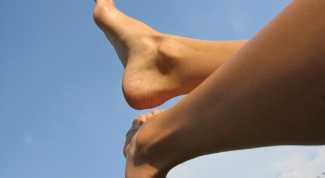 How to get rid of the irritation after hair removal